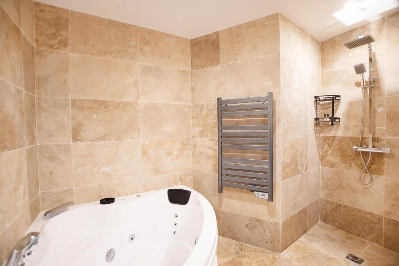 Guestready - Studio With Jacuzzi In The 10 Th Apartment Paris Exterior foto